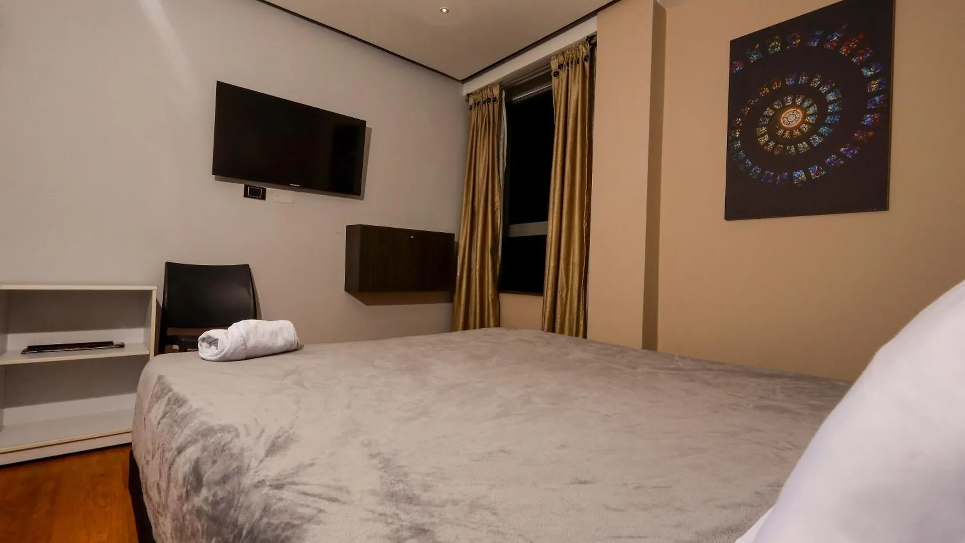 Hotel Htl Bogotá